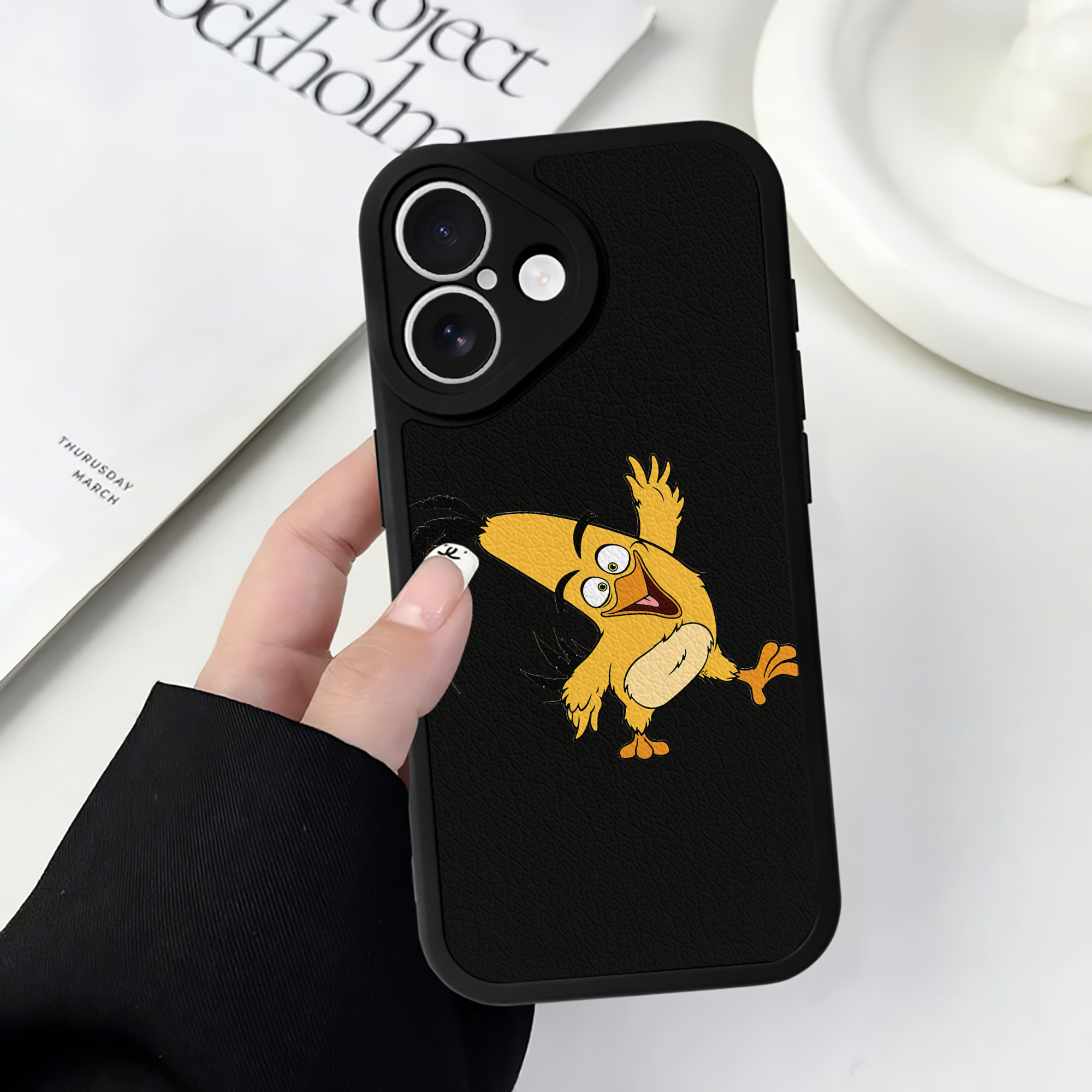 （画像用） Angry Birds アングリーバード 【iPhone 16シリーズ対応】シリコンスマホケース（レザー調） 材質：シリコン